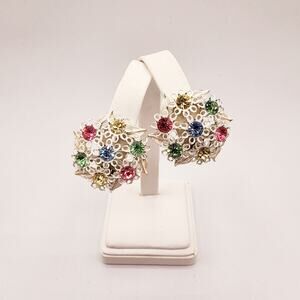 Lisner Clip On Earring White Enamel Floral Pastel Rhinestone Mid Century Vintage